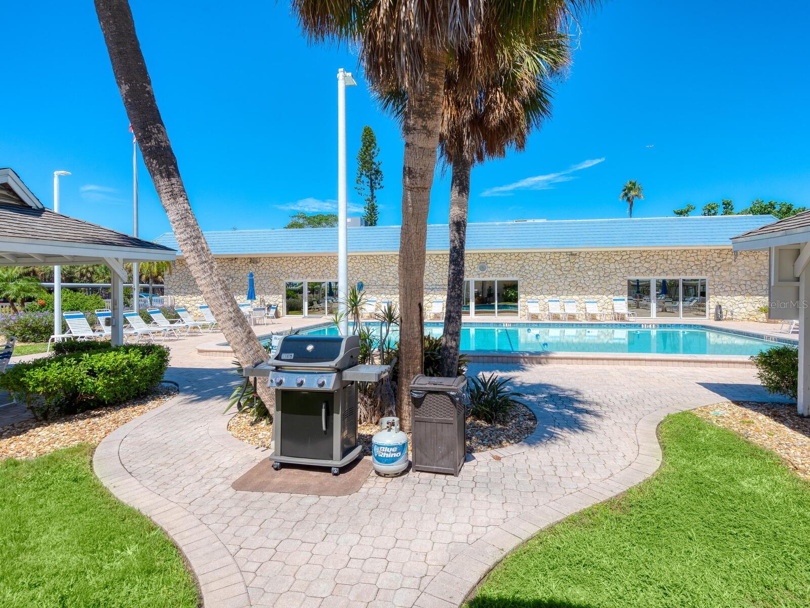 BEACH HARBOR CLUB - Residential