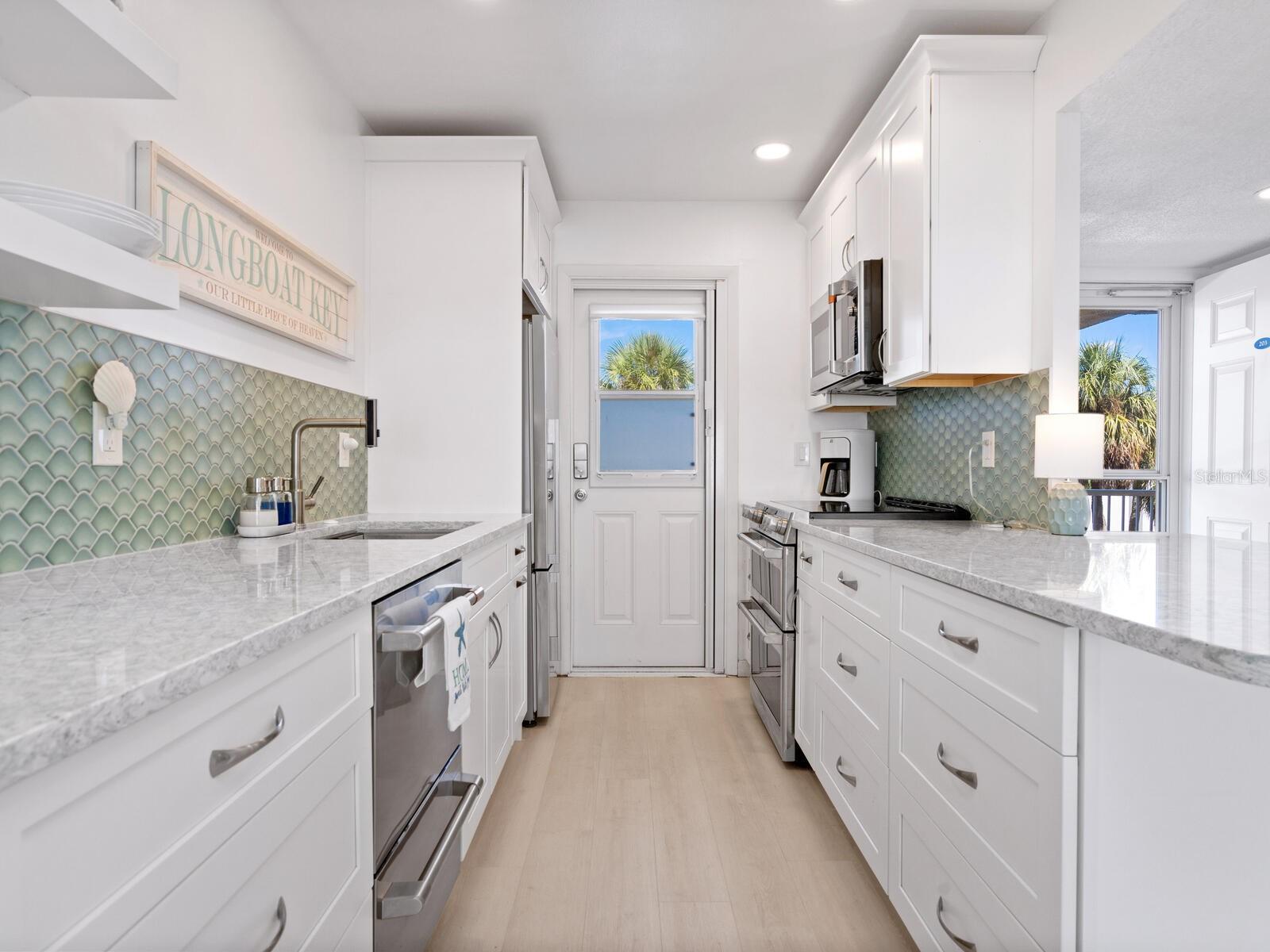 BEACH HARBOR CLUB - Residential