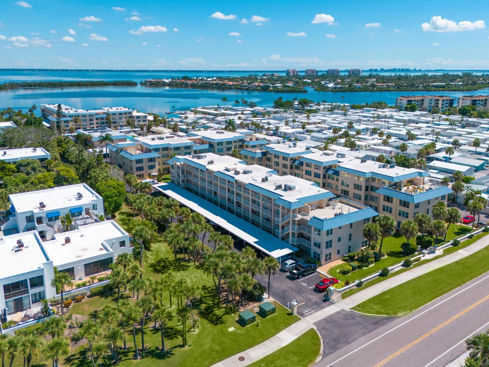 BEACH HARBOR CLUB - Residential