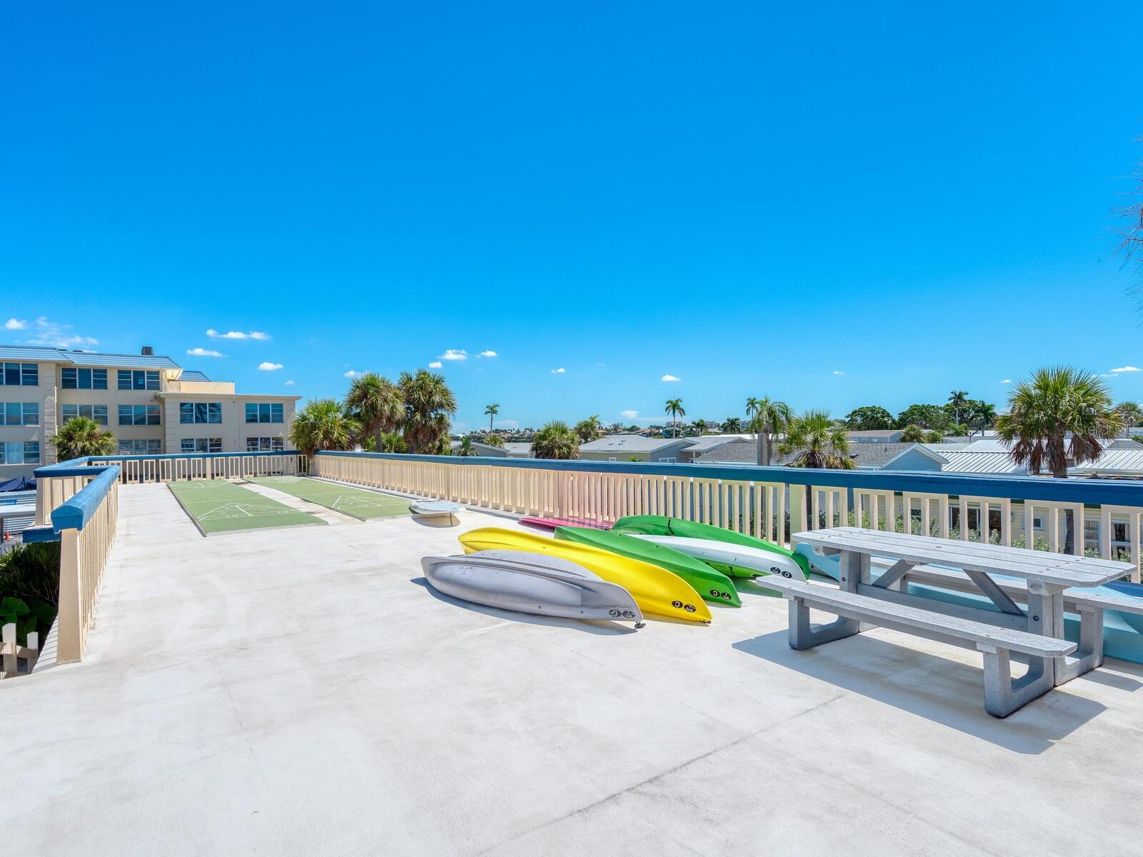 BEACH HARBOR CLUB - Residential