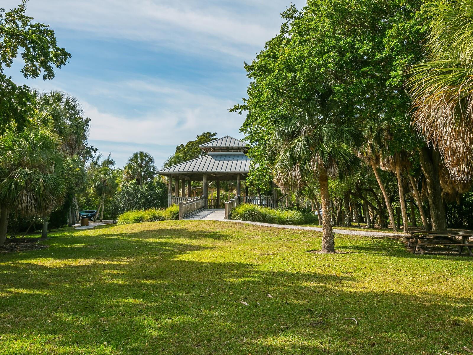 BEACH HARBOR CLUB - Residential