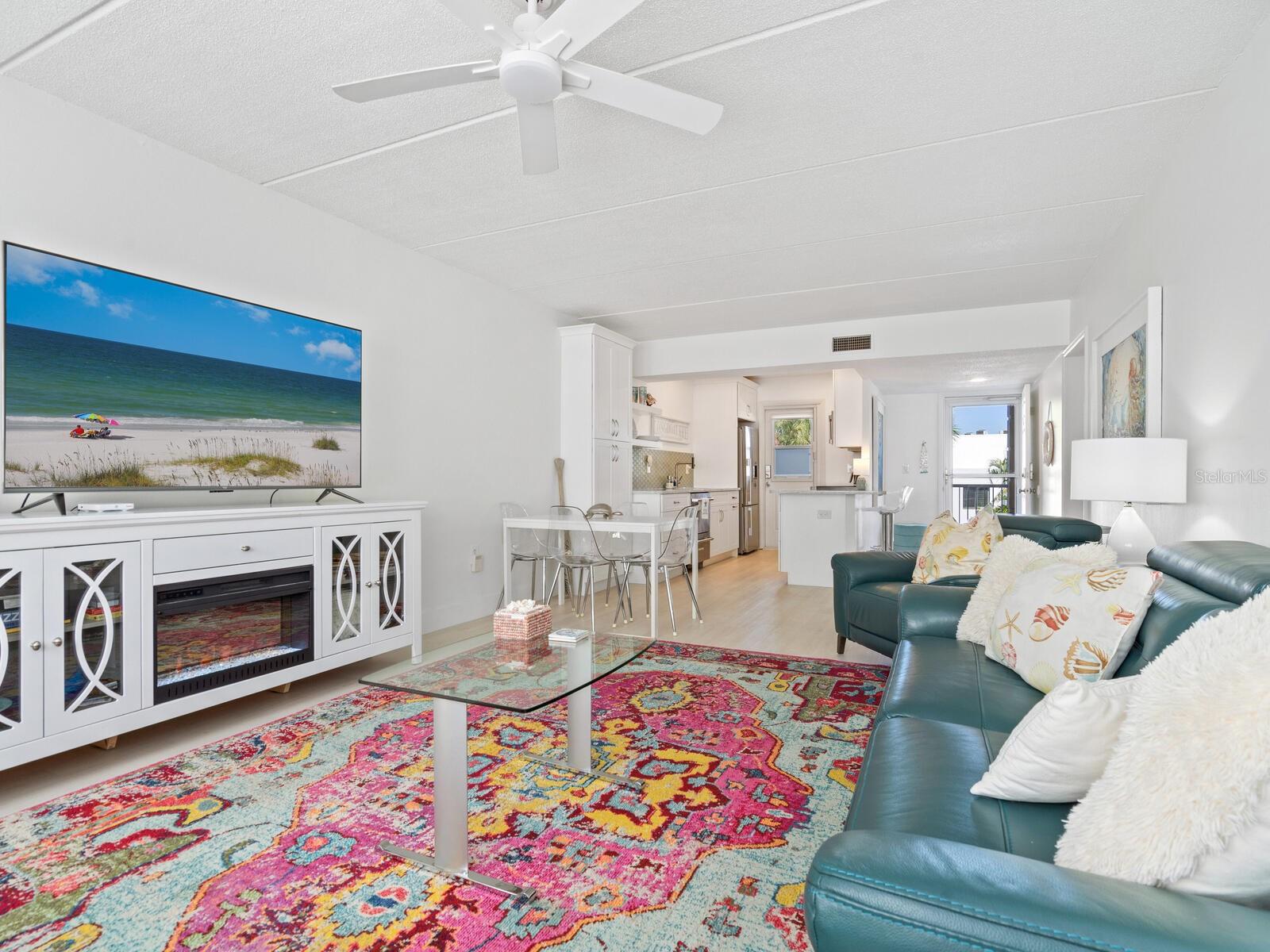 BEACH HARBOR CLUB - Residential