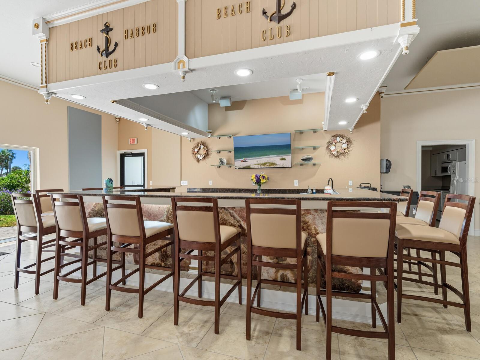 BEACH HARBOR CLUB - Residential
