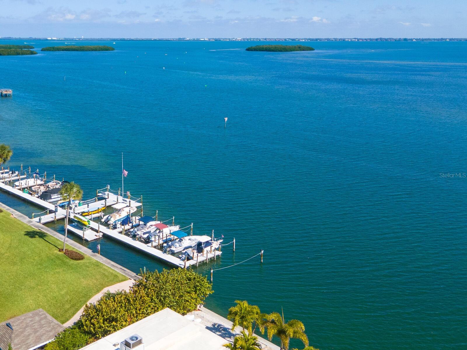 BEACH HARBOR CLUB - Residential