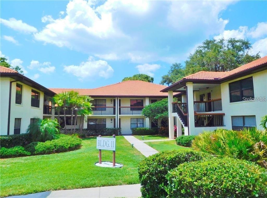 Photo of 1111 Hammock Pine Boulevard #1111, Clearwater, FL 33761 (MLS # TB8552246)