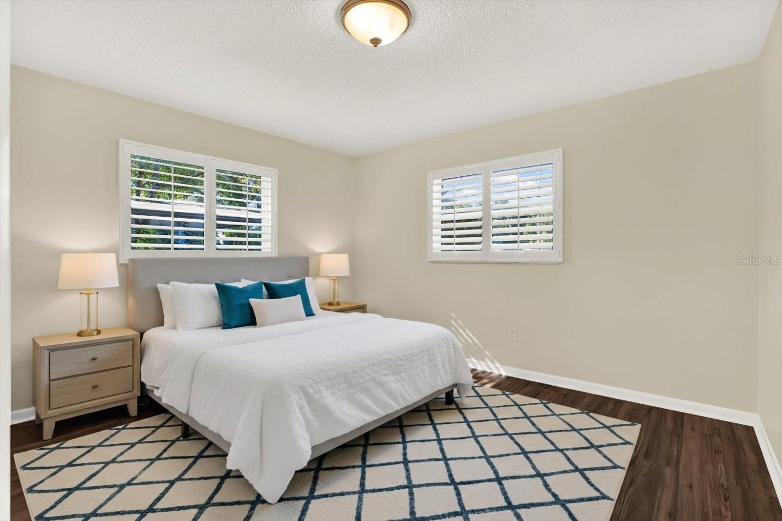 OAK LAKE HEIGHTS - Residential