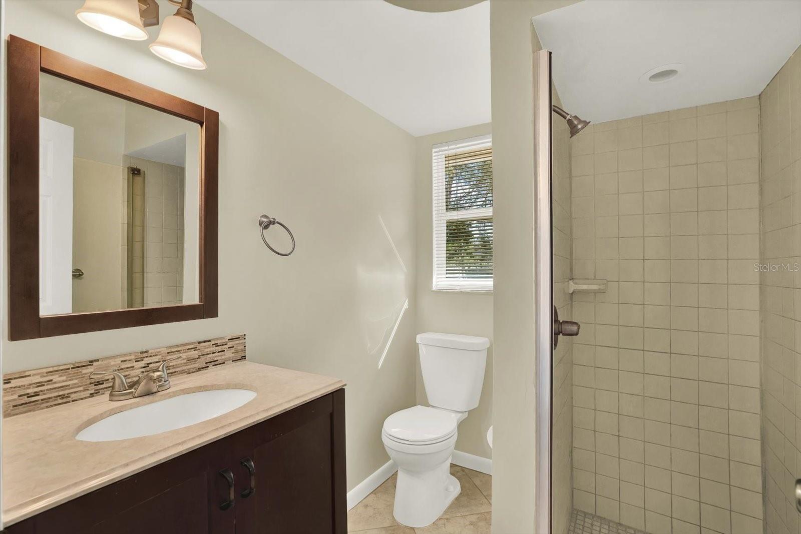 OAK LAKE HEIGHTS - Residential