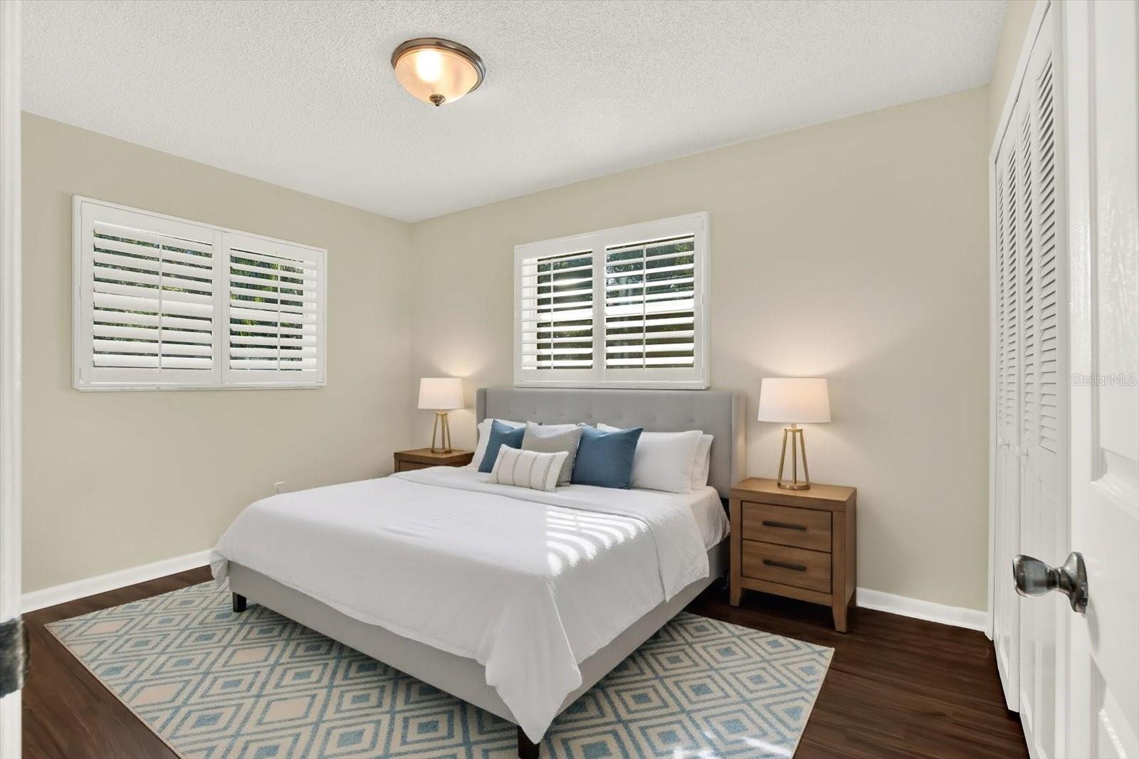 OAK LAKE HEIGHTS - Residential