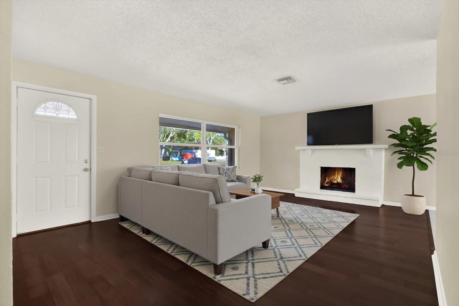 OAK LAKE HEIGHTS - Residential