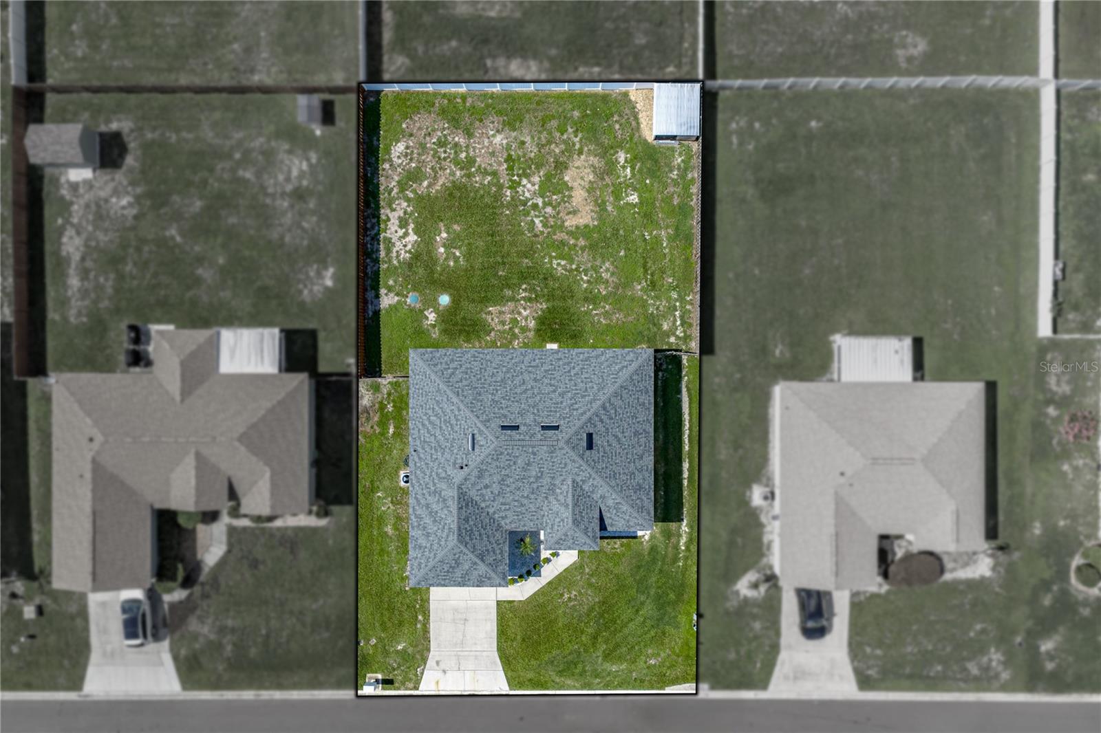 2734 STONEWOOD DRIVE