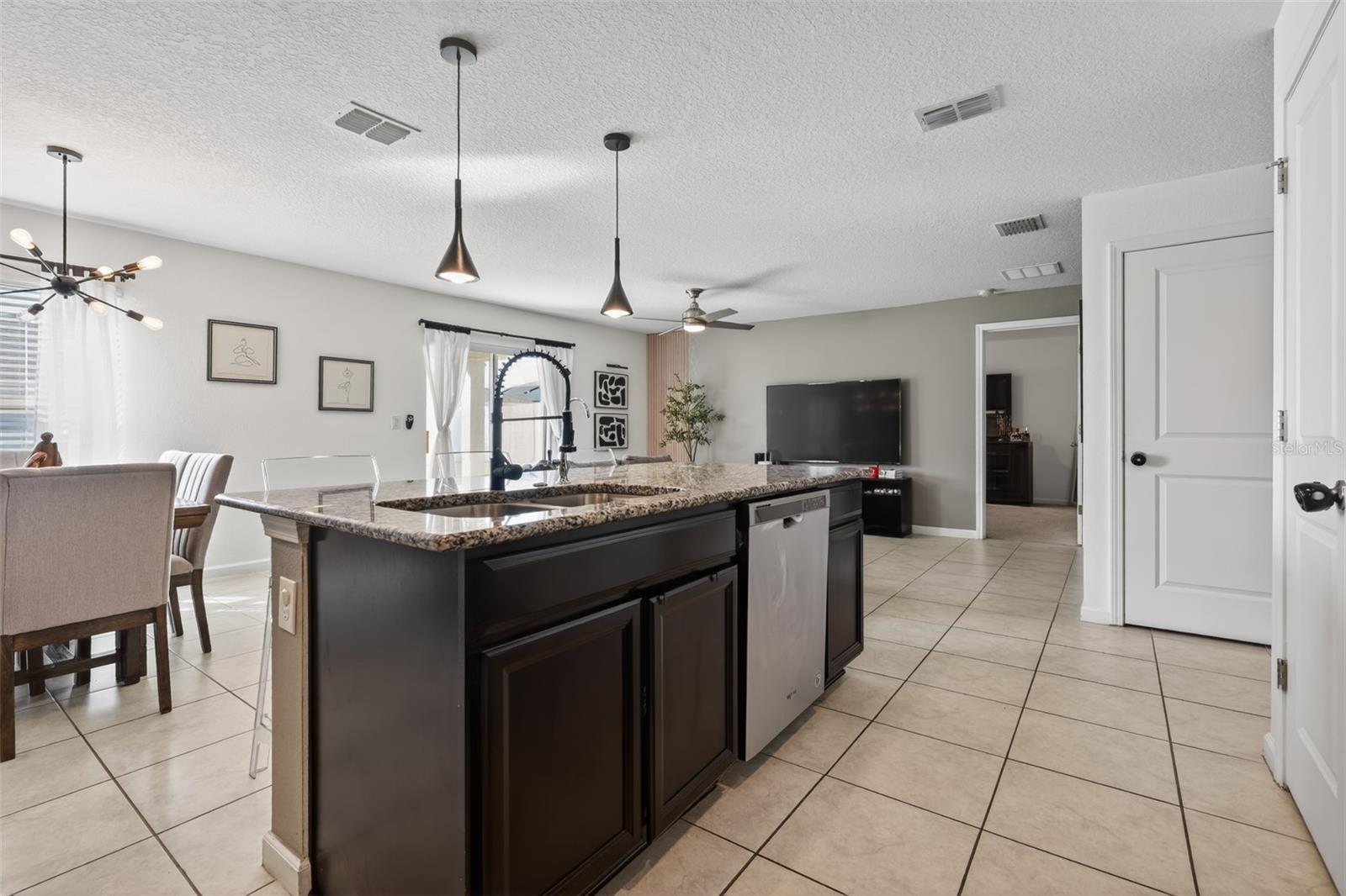 NORTHRIDGE RESERVE - Residential