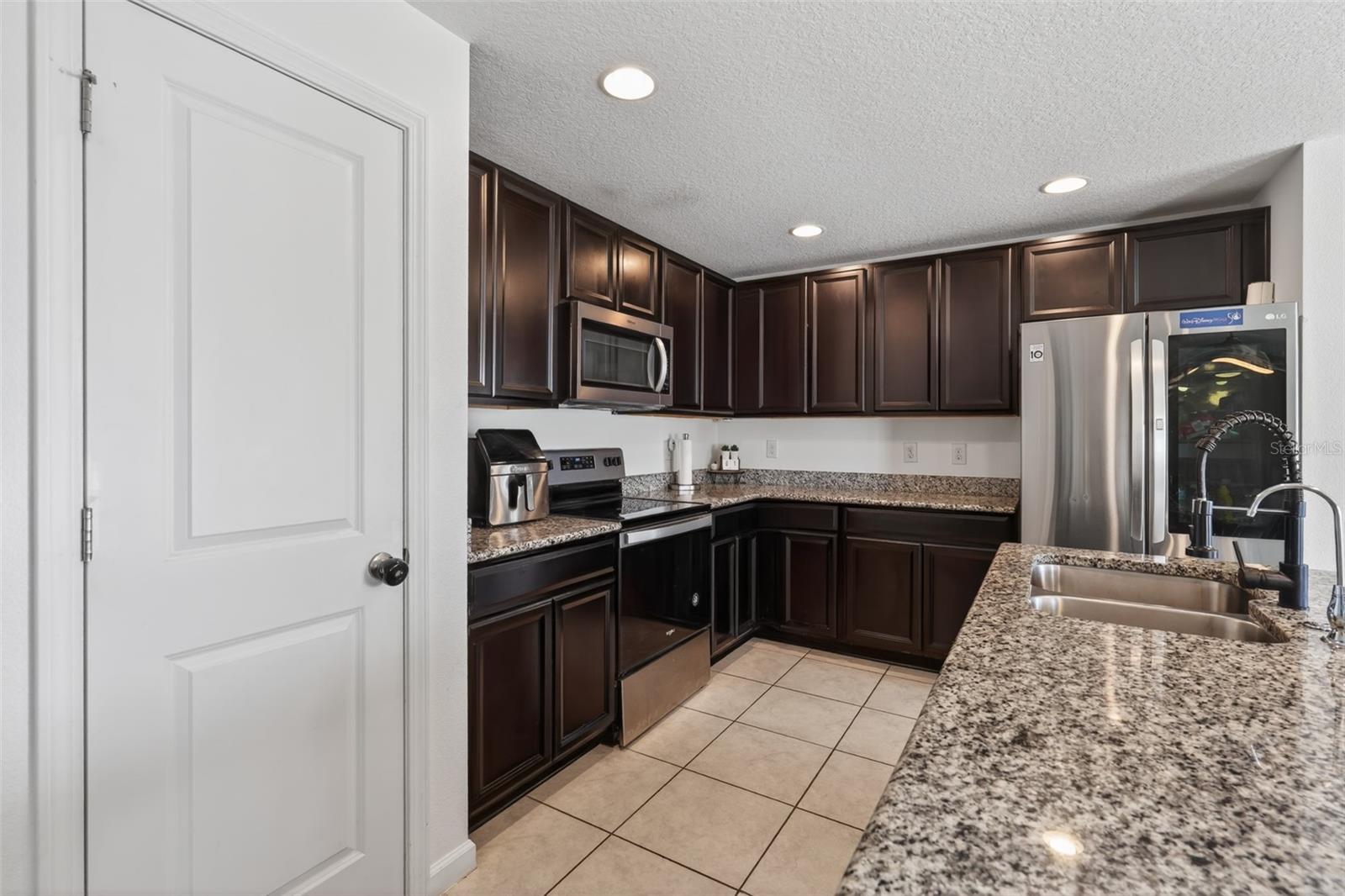 NORTHRIDGE RESERVE - Residential