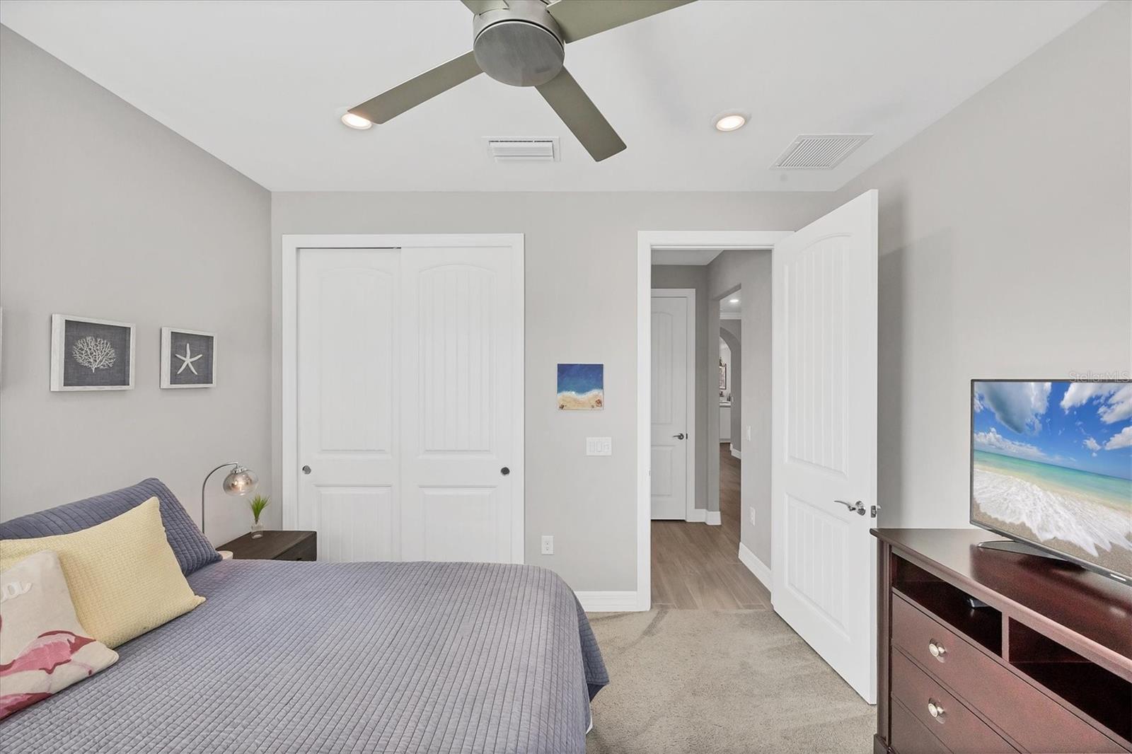 ISLANDWALK/THE WEST VLGS PH 7 - Residential