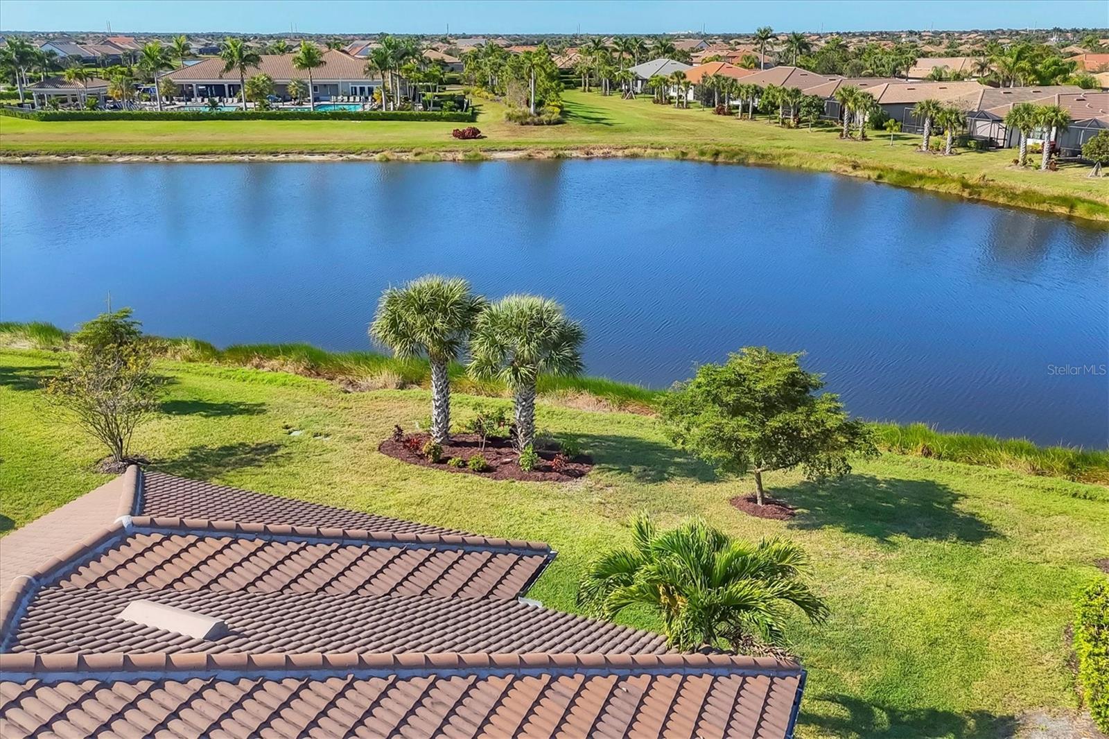 ISLANDWALK/THE WEST VLGS PH 7 - Residential