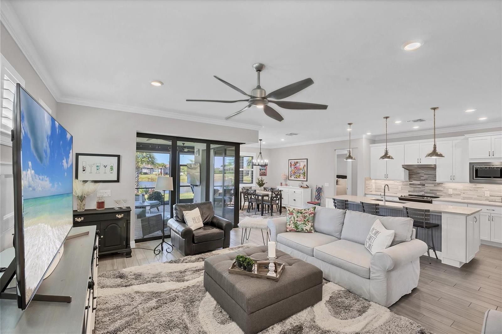 ISLANDWALK/THE WEST VLGS PH 7 - Residential