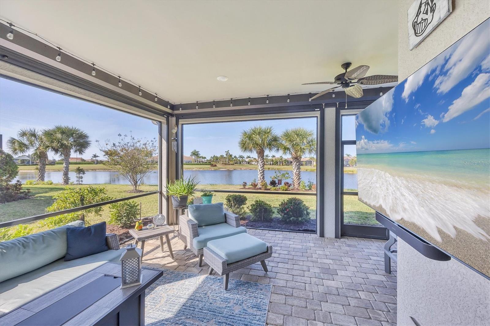 ISLANDWALK/THE WEST VLGS PH 7 - Residential