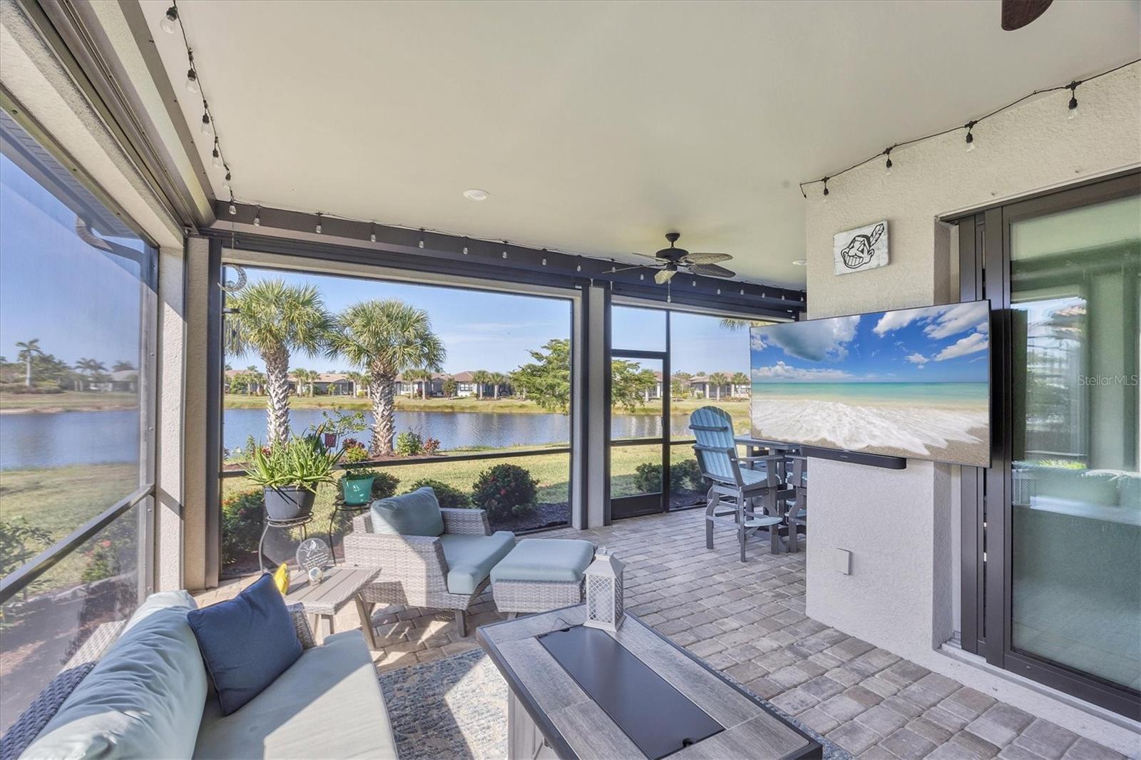 ISLANDWALK/THE WEST VLGS PH 7 - Residential