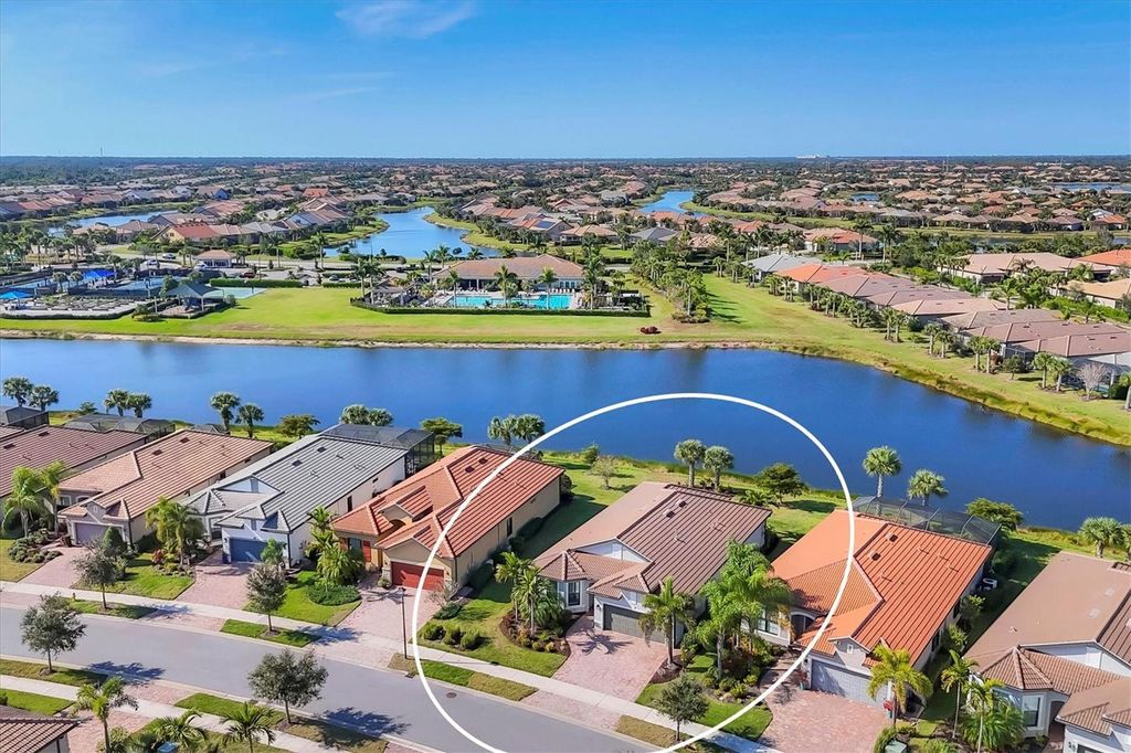 Photo of 13057 Rinella Street, Venice, FL 34293 (MLS # N6142387)