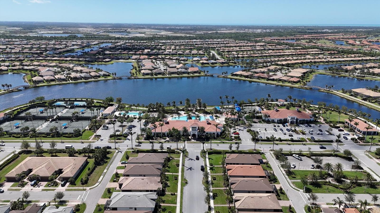 ISLANDWALK/THE WEST VLGS PH 7 - Residential