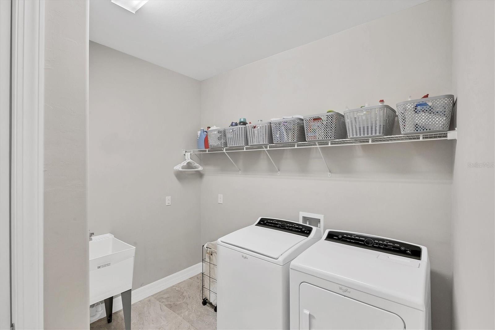 ISLANDWALK/THE WEST VLGS PH 7 - Residential