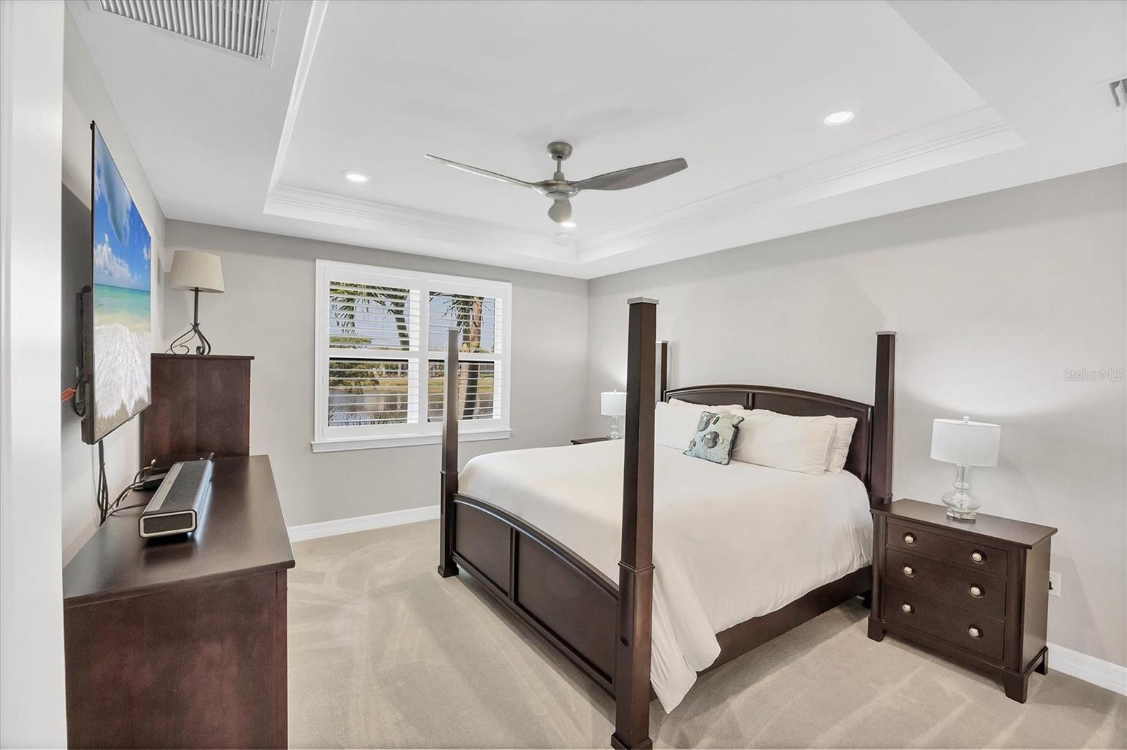 ISLANDWALK/THE WEST VLGS PH 7 - Residential