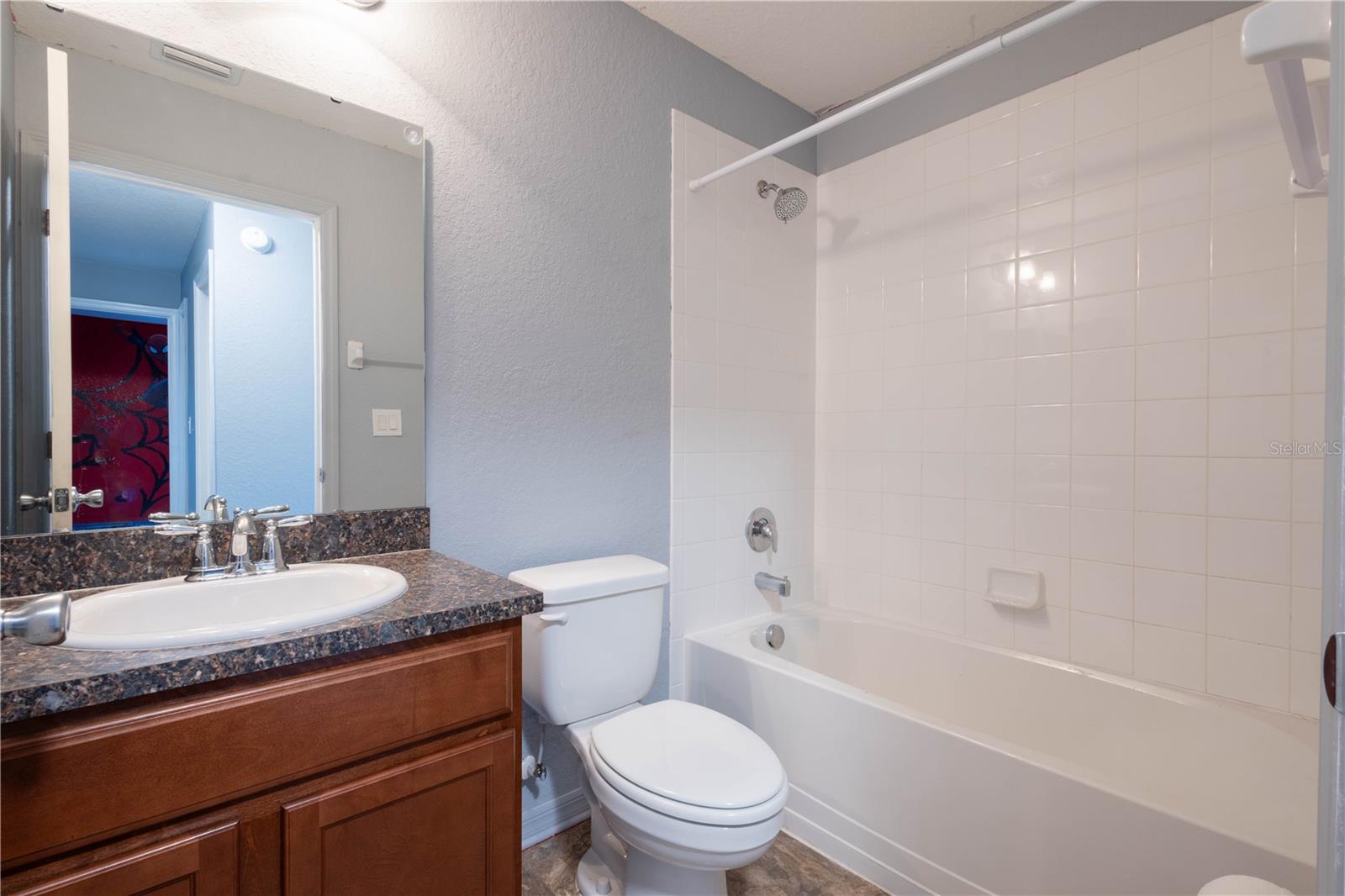 CHAPEL CRK A E U-X PH 01A - Residential