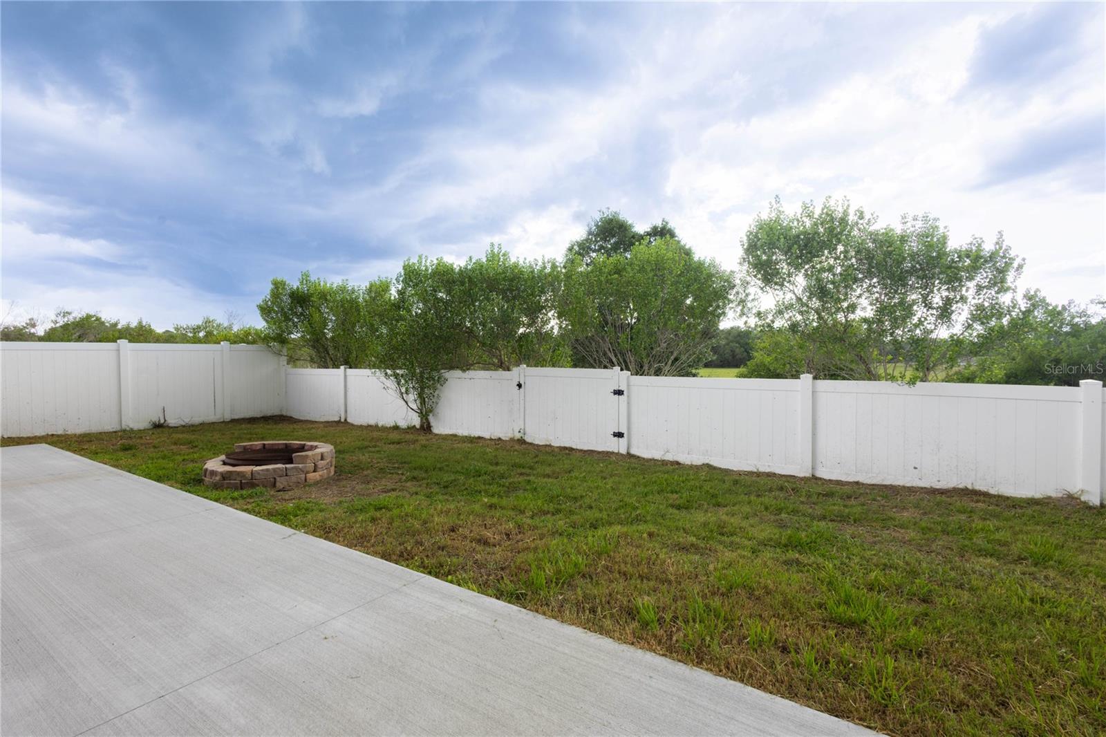 CHAPEL CRK A E U-X PH 01A - Residential