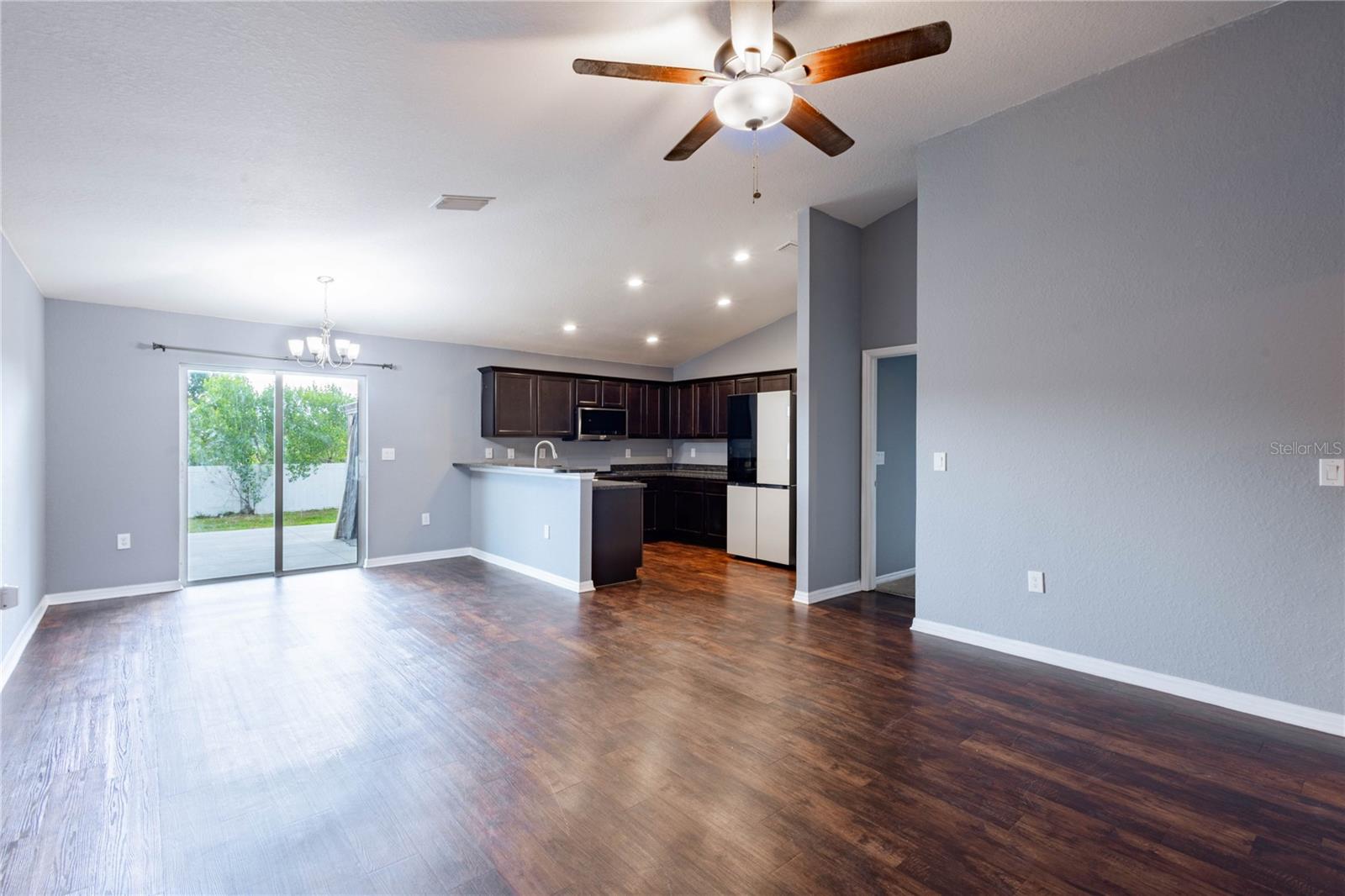 CHAPEL CRK A E U-X PH 01A - Residential