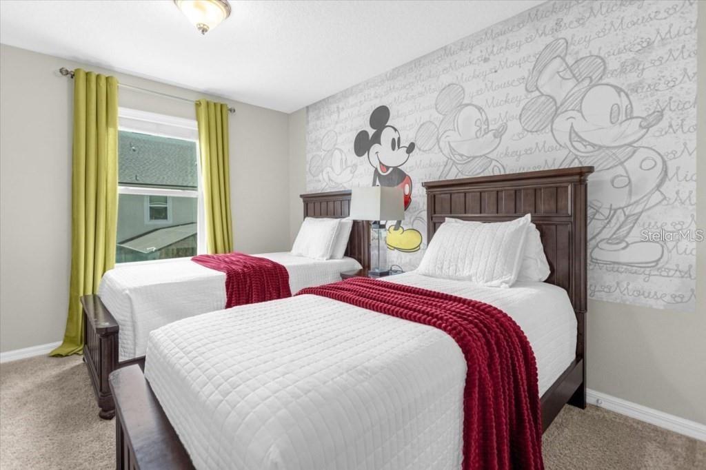 SOLARA RESORT - Residential Lease