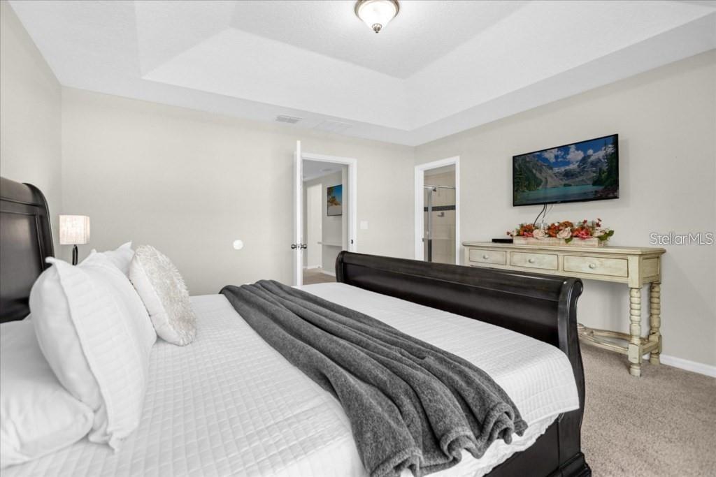 SOLARA RESORT - Residential Lease