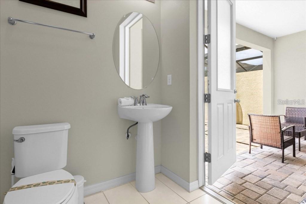 SOLARA RESORT - Residential Lease