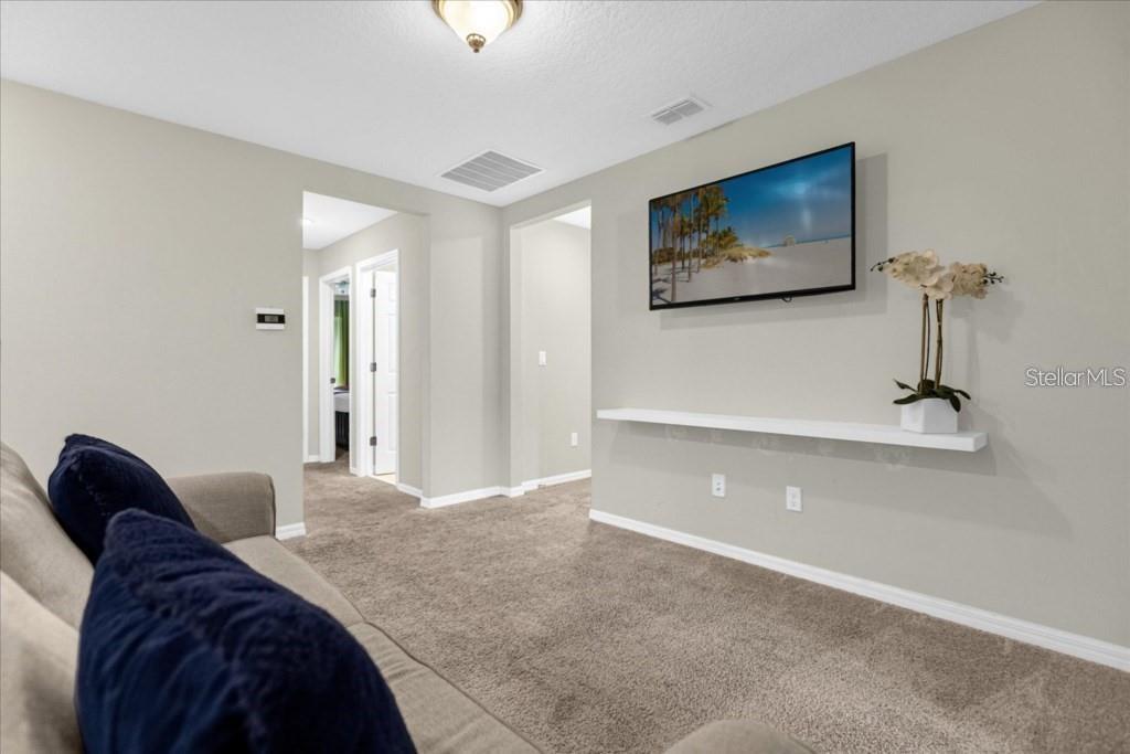 SOLARA RESORT - Residential Lease
