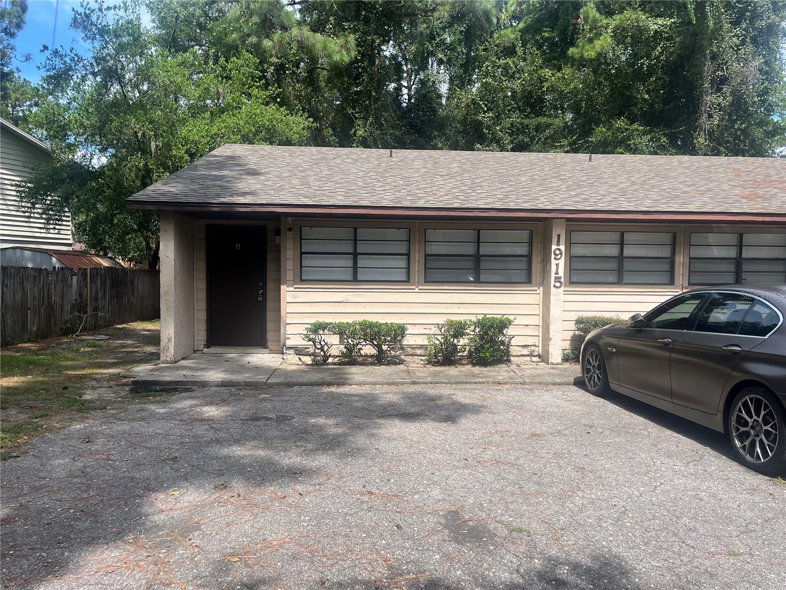 Welcome to this updated 2-bedroom, 1-bath apartment in the vibrant city of Gainesville, FL. This well-maintained home offers comfortable living within an 810 sq. ft. layout—perfect for residents seeking both convenience and charm.
Currently undergoing renovations, the kitchen, flooring, bedrooms, and bathroom are being updated to enhance both comfort and style. New photos will be provided once the upgrades are complete. In the meantime, the unit is still available to be shown — don't miss the chance to get in early!
The apartment features two spacious bedrooms and one full bathroom, plus an in-unit laundry area for everyday ease. Located in a peaceful neighborhood, you'll enjoy quiet living with quick access to everything Gainesville has — including shopping, dining, major highways, and the University of Florida.
Key Features:
2 Spacious Bedrooms
1 Renovated Bathroom
Updated Kitchen & Flooring (Renovations in Progress)
In-Unit Laundry Area
Prime Gainesville Location – Close to UF, shopping, dining & more
Pet-Friendly – Bring your furry companions!
Move-In Costs:
Security Deposit: Equal to one month’s rent ($1,450)
Lease Administrative Fee: $250 (nonrefundable, due within 3 business days of approval)
Pet Policy:
Pet-Friendly with Breed Approval
Nonrefundable Pet Fee: $300 pet (pets over 75 lbs: $500)
Monthly Pet Rent: $25 (pets over 75 lbs: $50)
