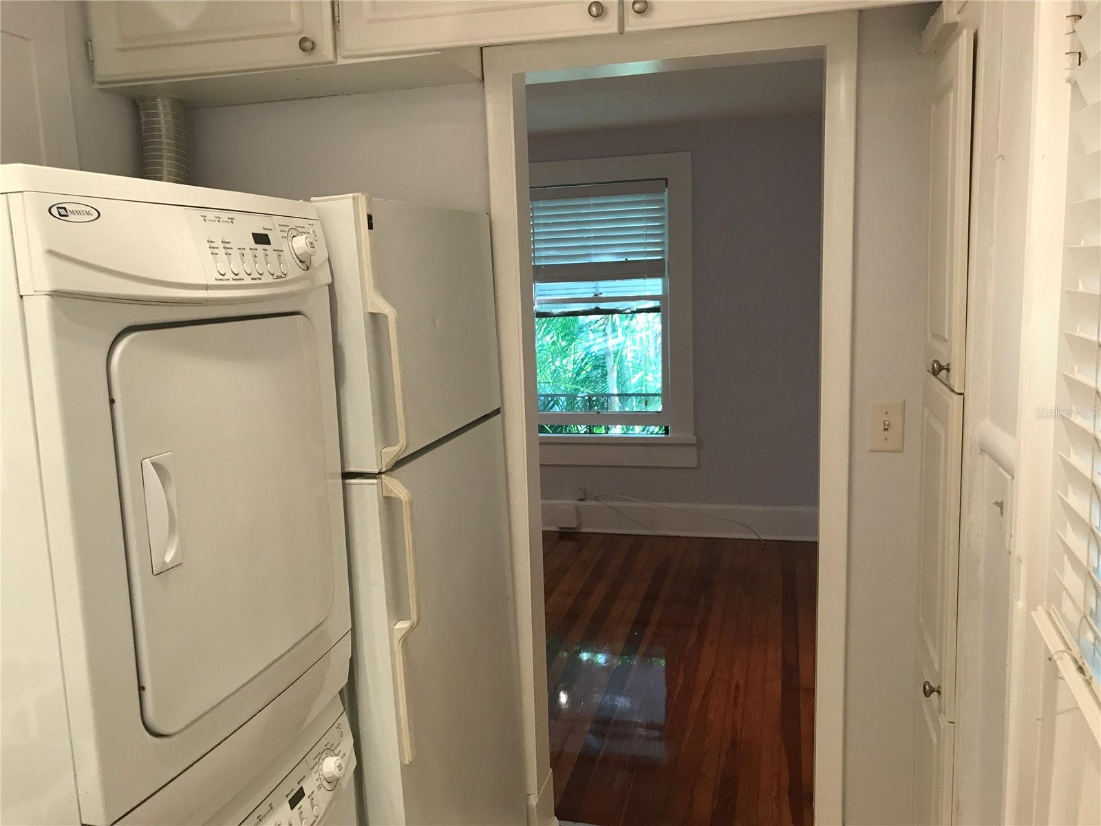 BARNARD, ERASTUS A.'S REV SUB - Residential Income