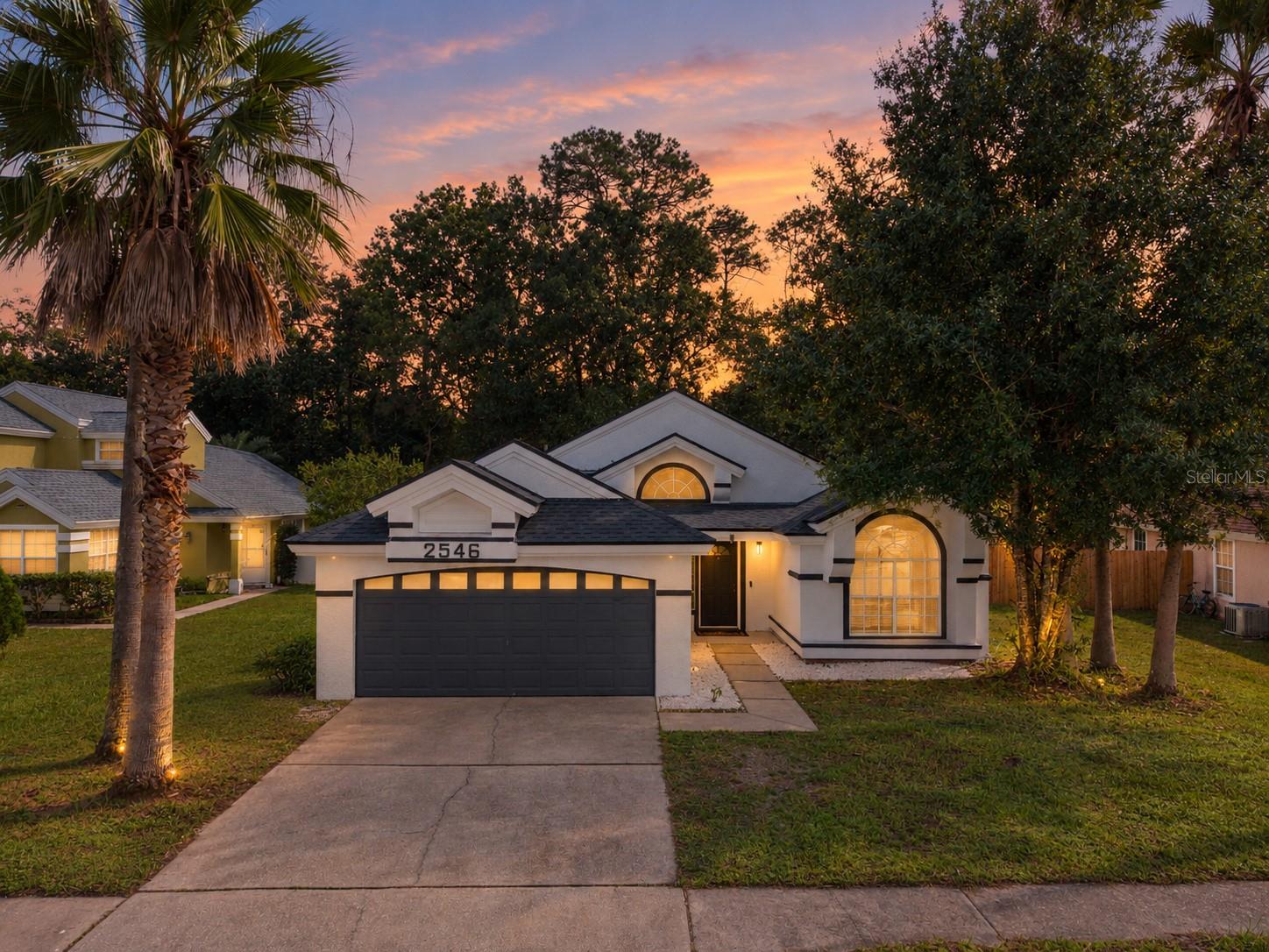2546 DAVENPORT CIRCLE