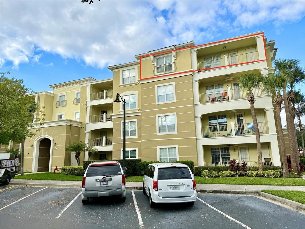 Photo of 5049 Shoreway Loop #407, Orlando, FL 32819 (MLS # O6428949)