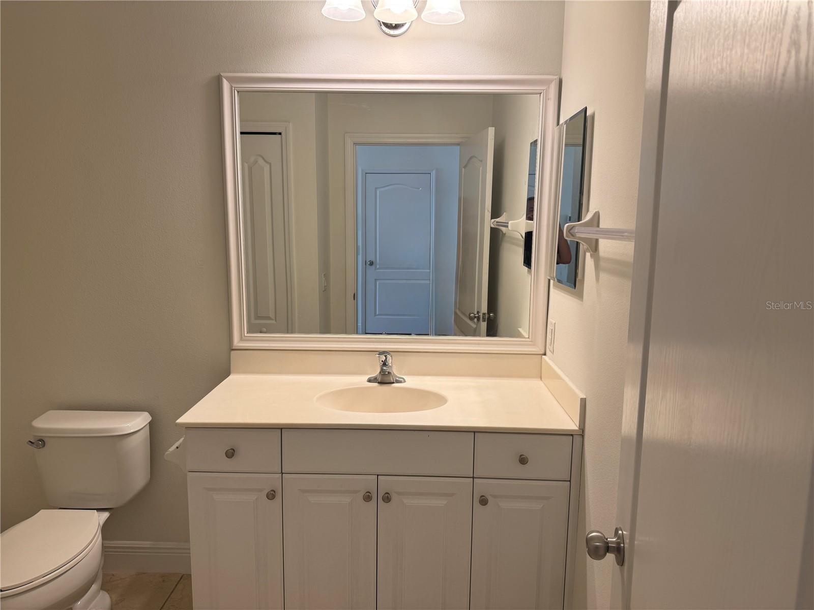 CENTRAL PARK PH B-1 - Residential Lease