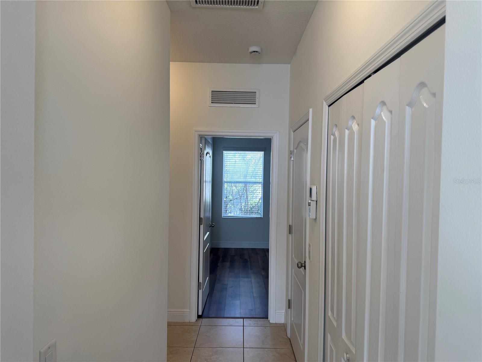 CENTRAL PARK PH B-1 - Residential Lease