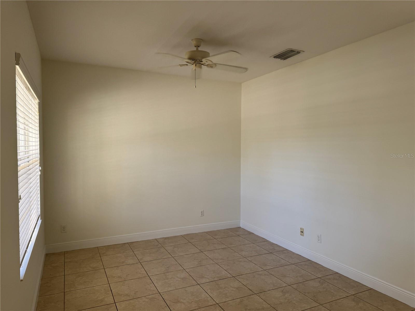 CENTRAL PARK PH B-1 - Residential Lease