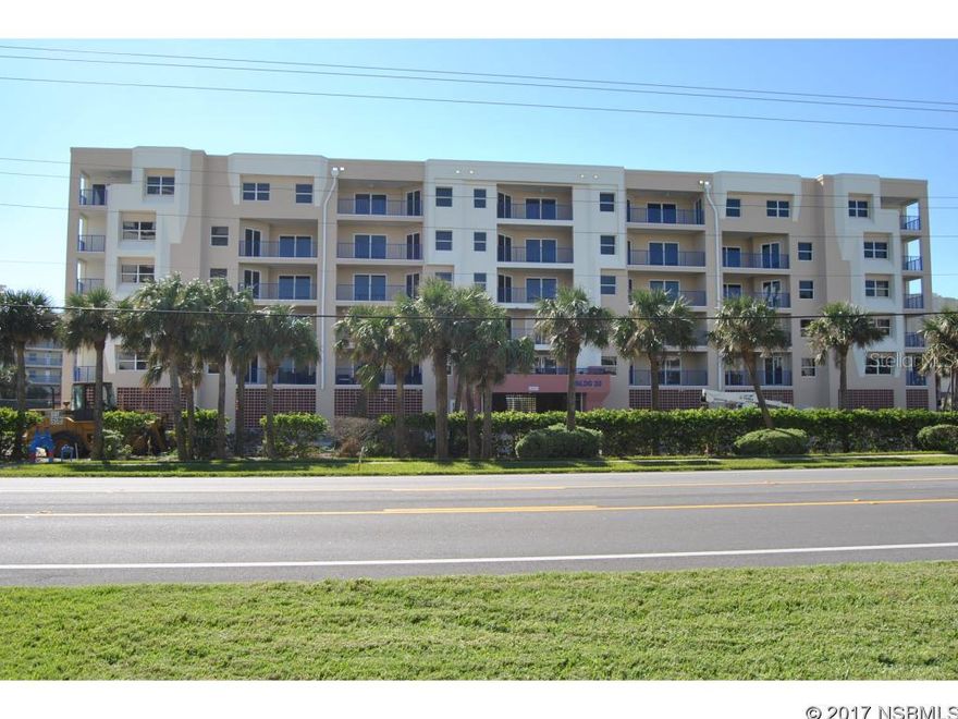 A BRAND NEW UNIT IN OCEANWALK'S NEWEST BUILDING. IT HAS A GREAT VIEW OF THE OCEAN AND THE CLUBHOUSE. IT IS LOADED WITH ALL THE UPGRADES THAT WE USED TO SELL AT ADDITIONAL COST... TOO MANY TO MENTION. A MUST SEE TO TRULY APPRECIATE IT'S VALUE. ;LocationDescription: Condo ;Water: City