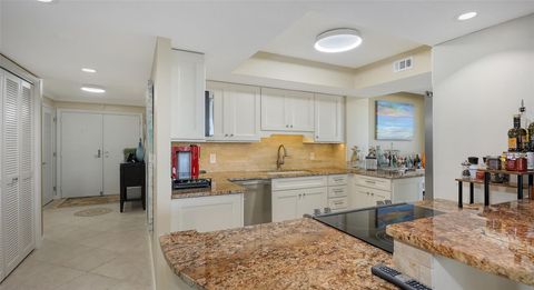 A home in LONGBOAT KEY