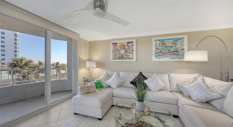 A home in LONGBOAT KEY