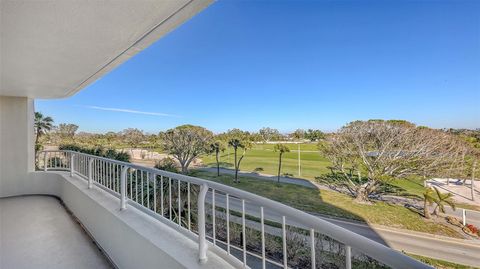 A home in LONGBOAT KEY