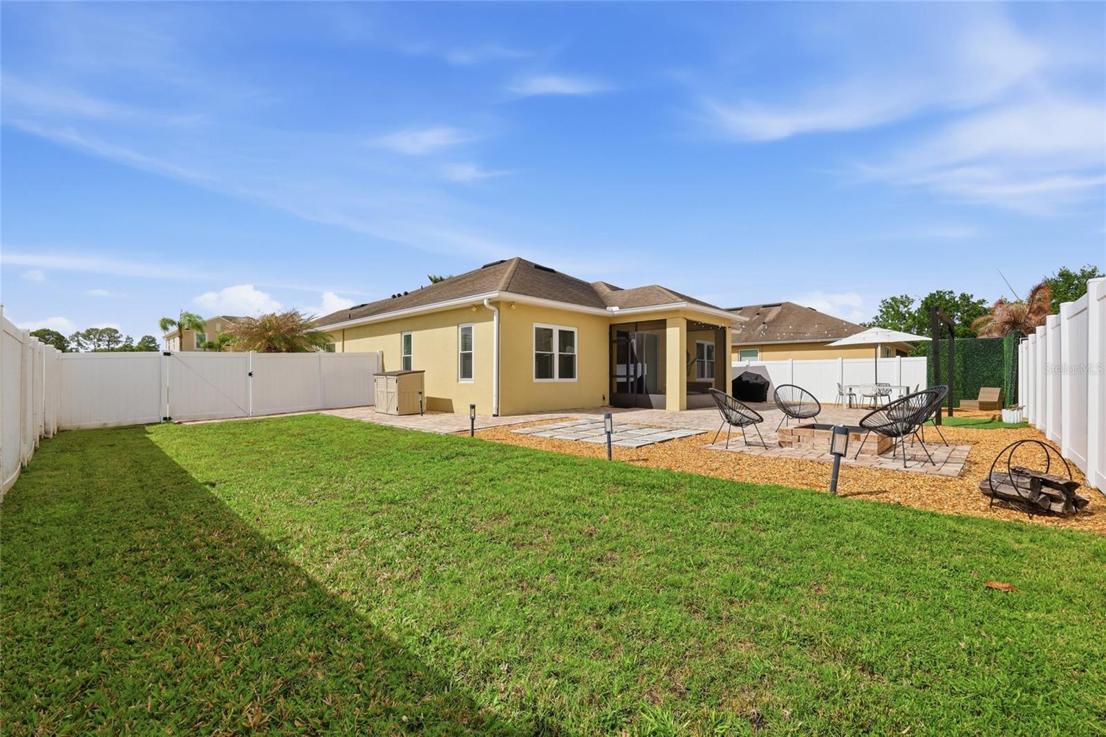 NORTH SHORE VLG PH 2 - Residential