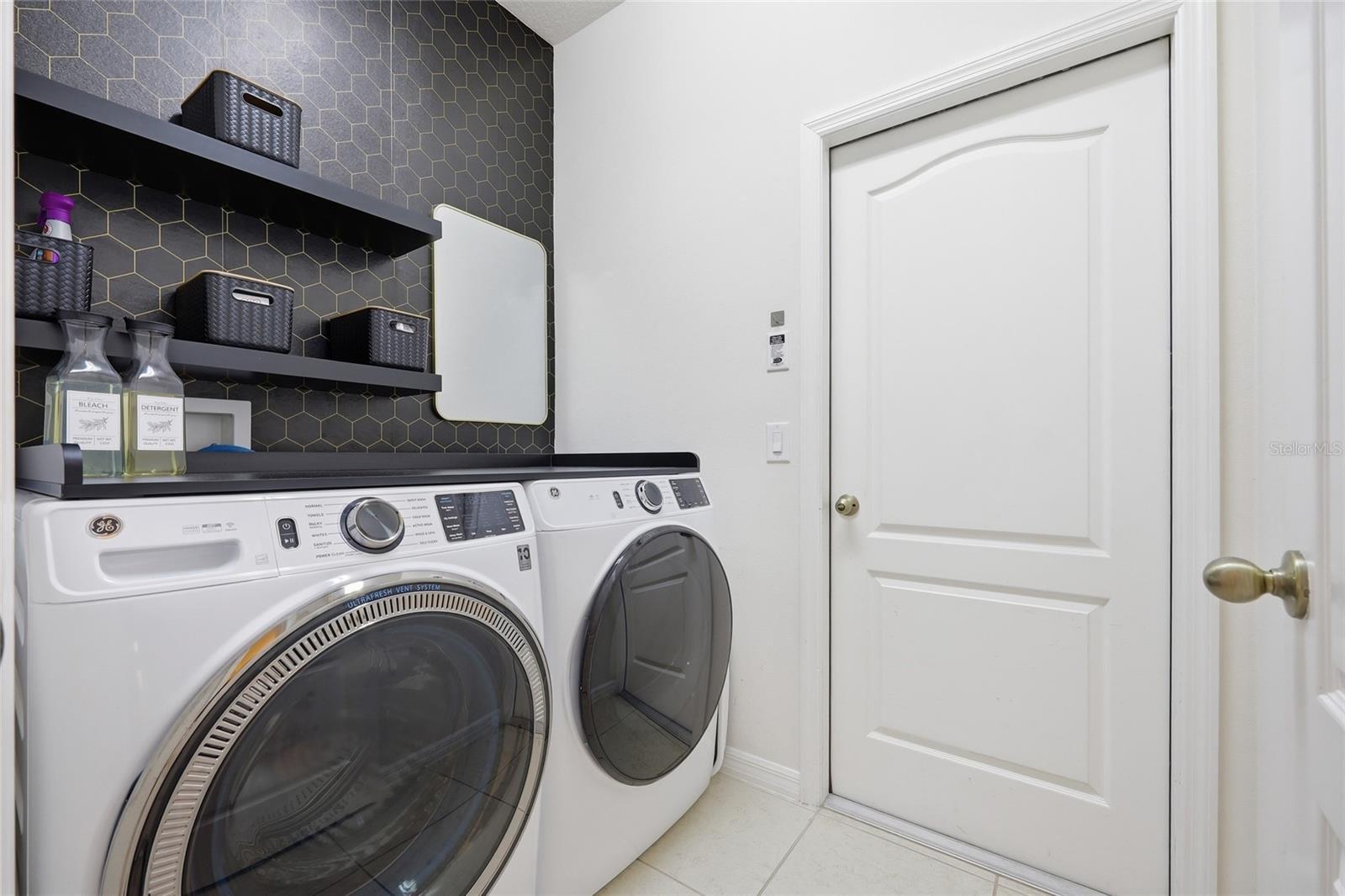 NORTH SHORE VLG PH 2 - Residential