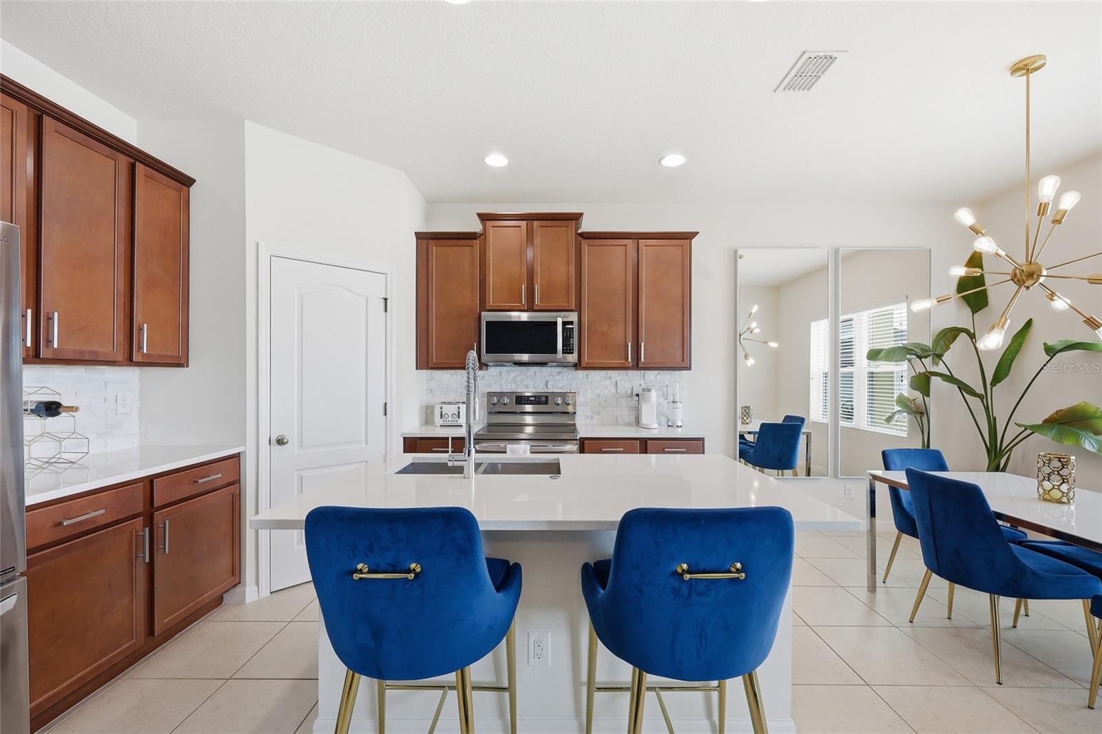 NORTH SHORE VLG PH 2 - Residential