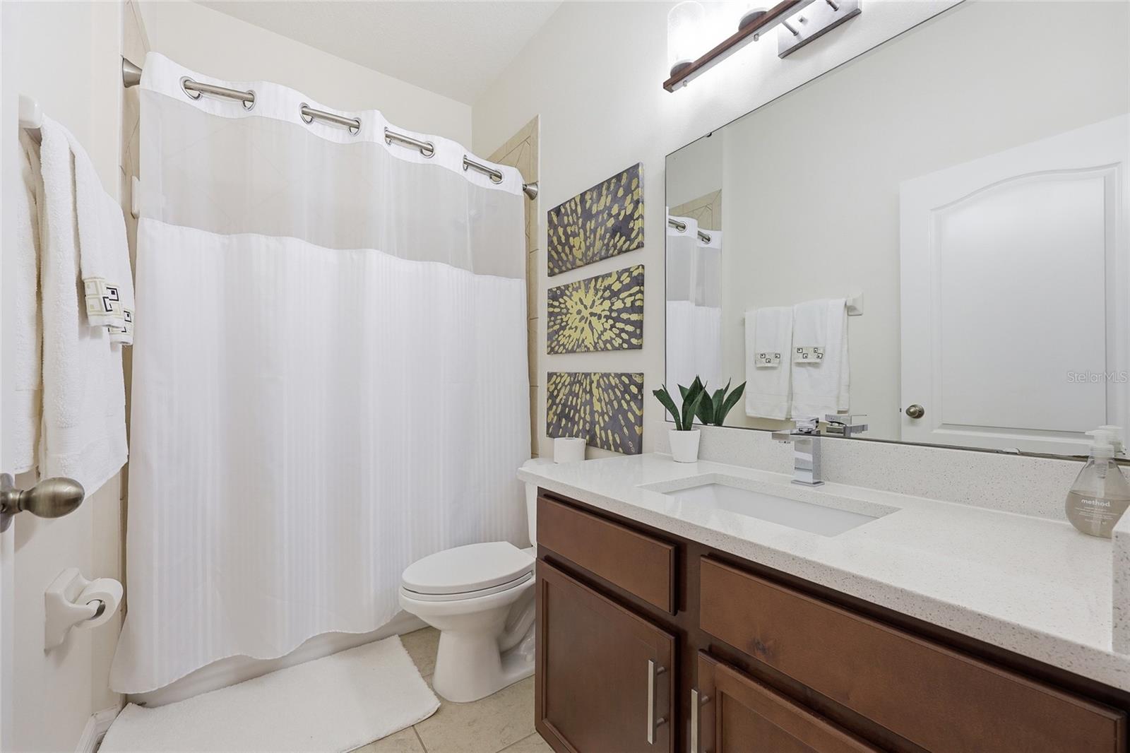 NORTH SHORE VLG PH 2 - Residential