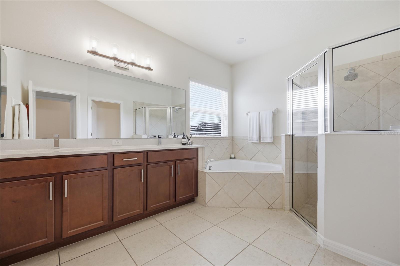 NORTH SHORE VLG PH 2 - Residential