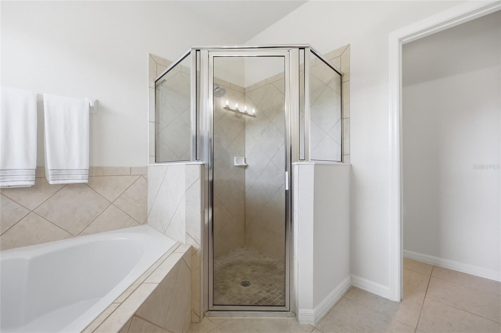 NORTH SHORE VLG PH 2 - Residential