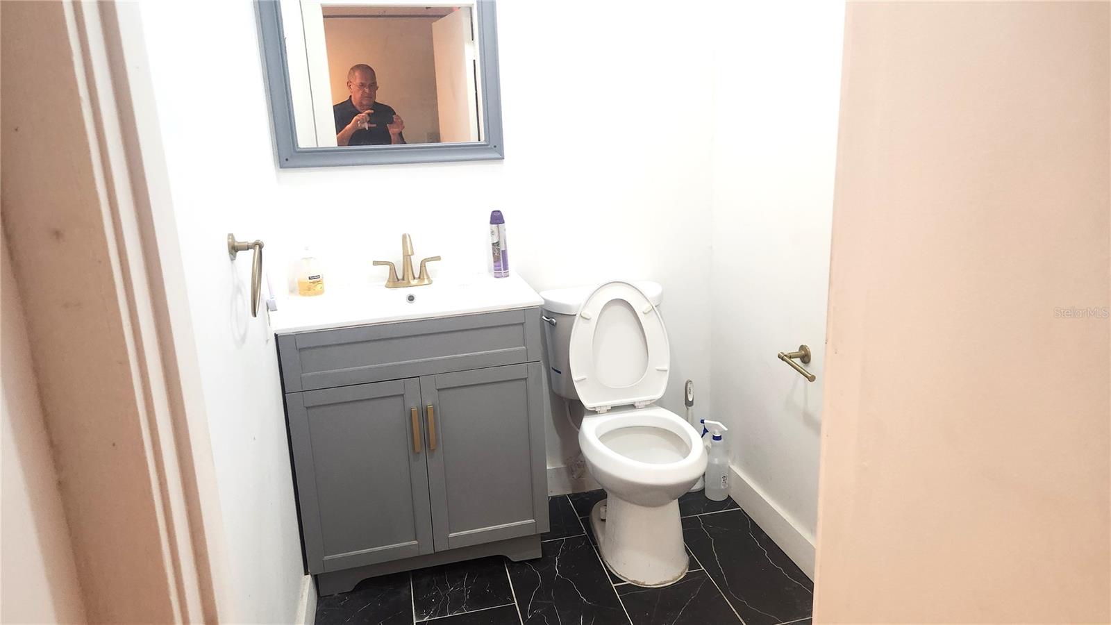 BOULEVARD HEIGHTS - Commercial Sale